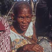 Elderly Mosarwa woman, Matipatsela