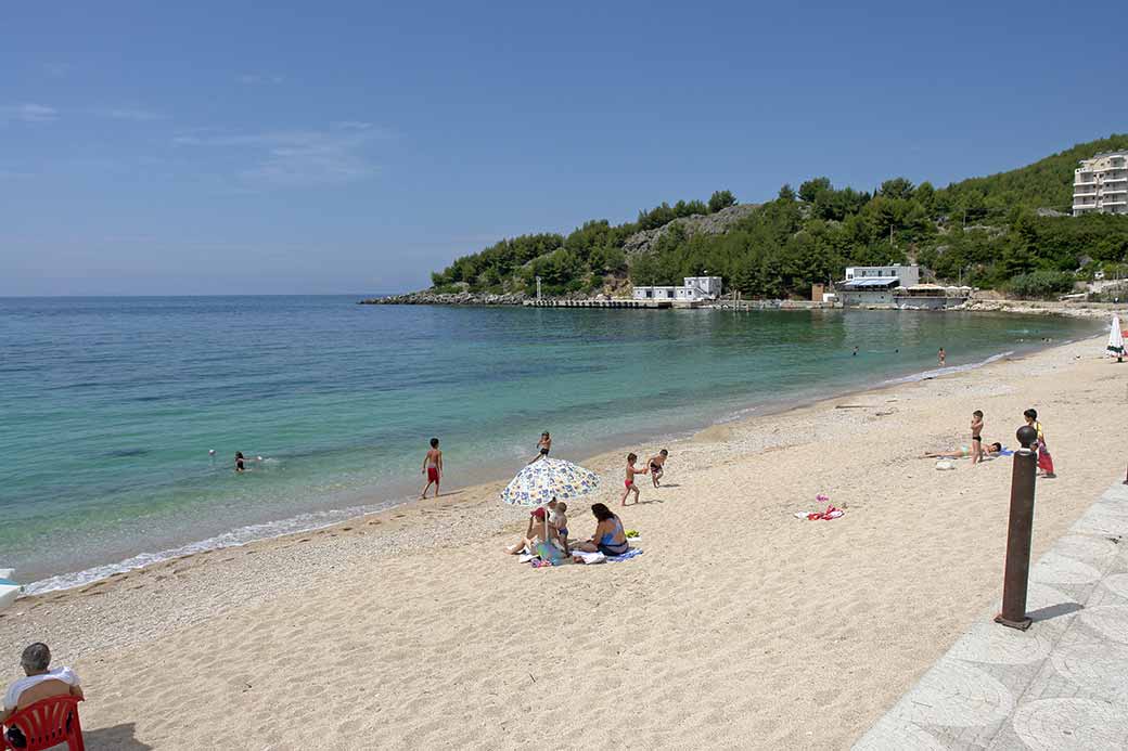 Himara beach