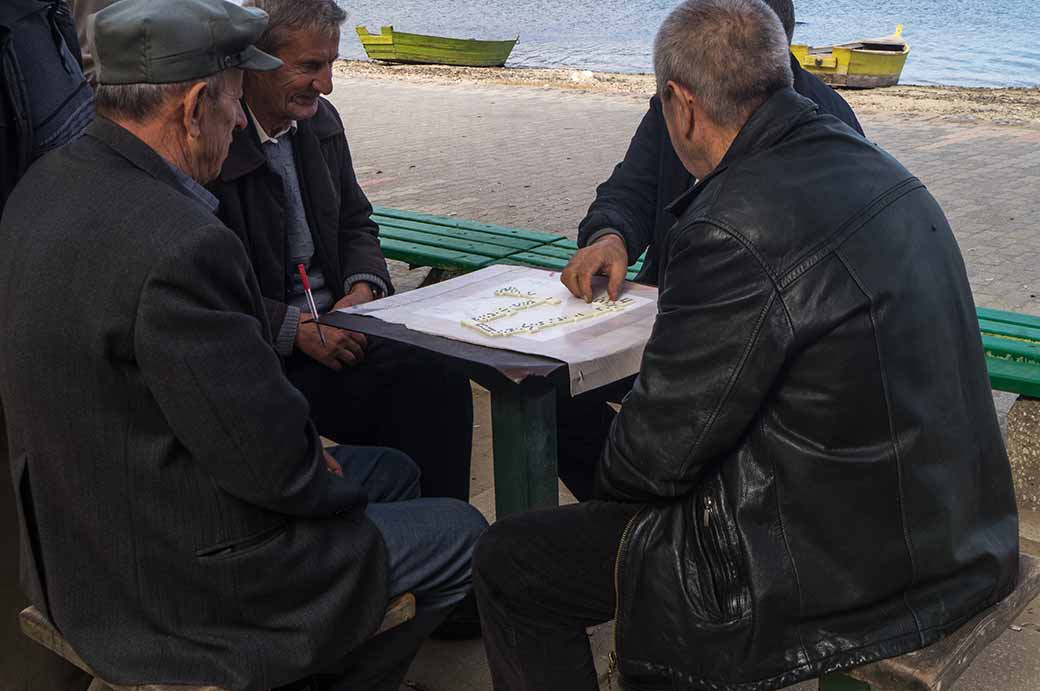 Playing dominoes, Pogradec