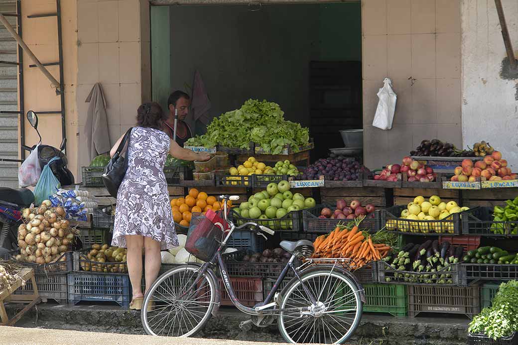 Vegetable shop