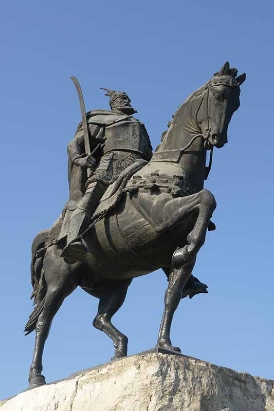 Skanderbeg's statue