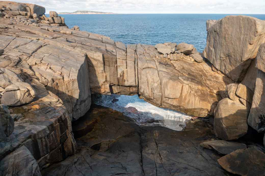 Natural Bridge, Torndirrup NP