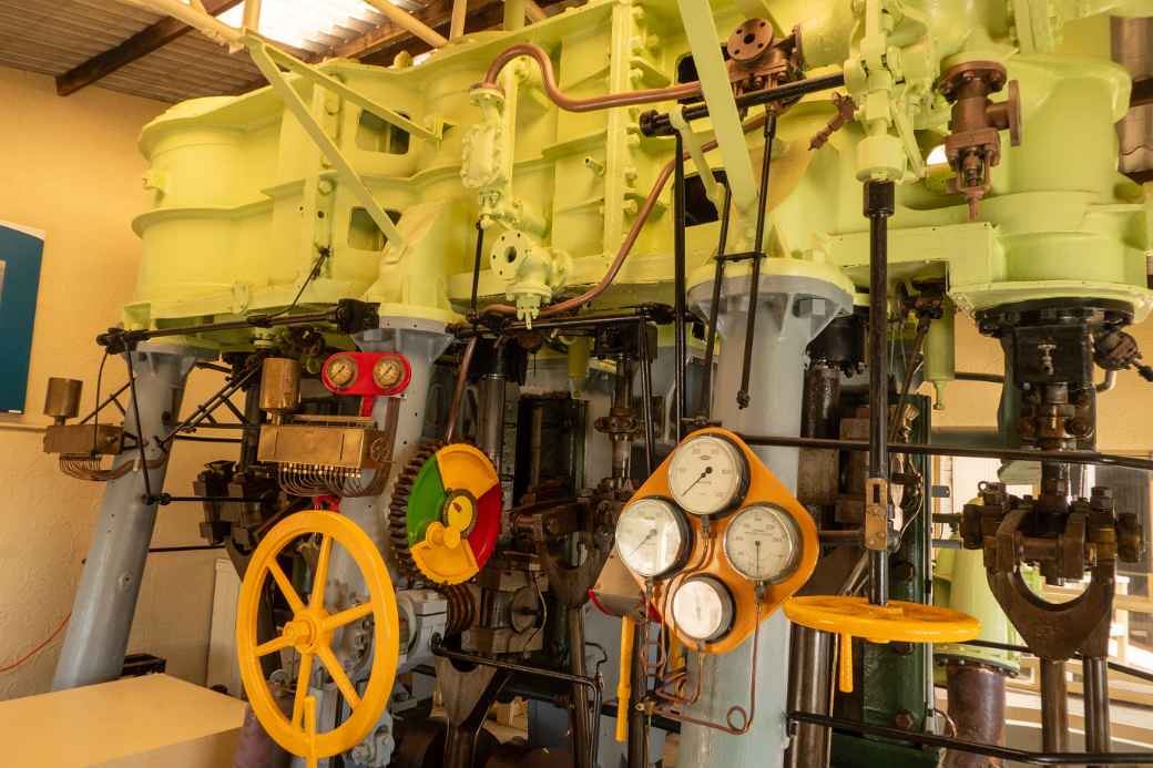 Steam engine, Albany's Whaling Station