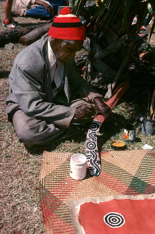 Painting a boomerang