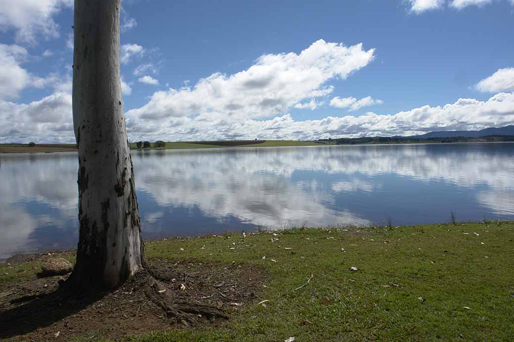 Lake Tinaroo