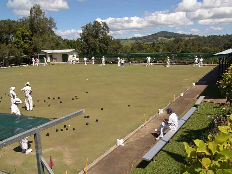 Bowls in Yungaburra