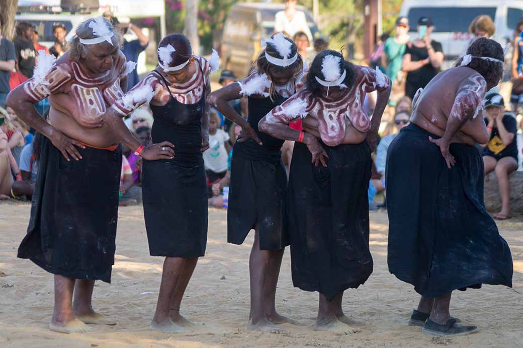 Yuendumu Dance Group