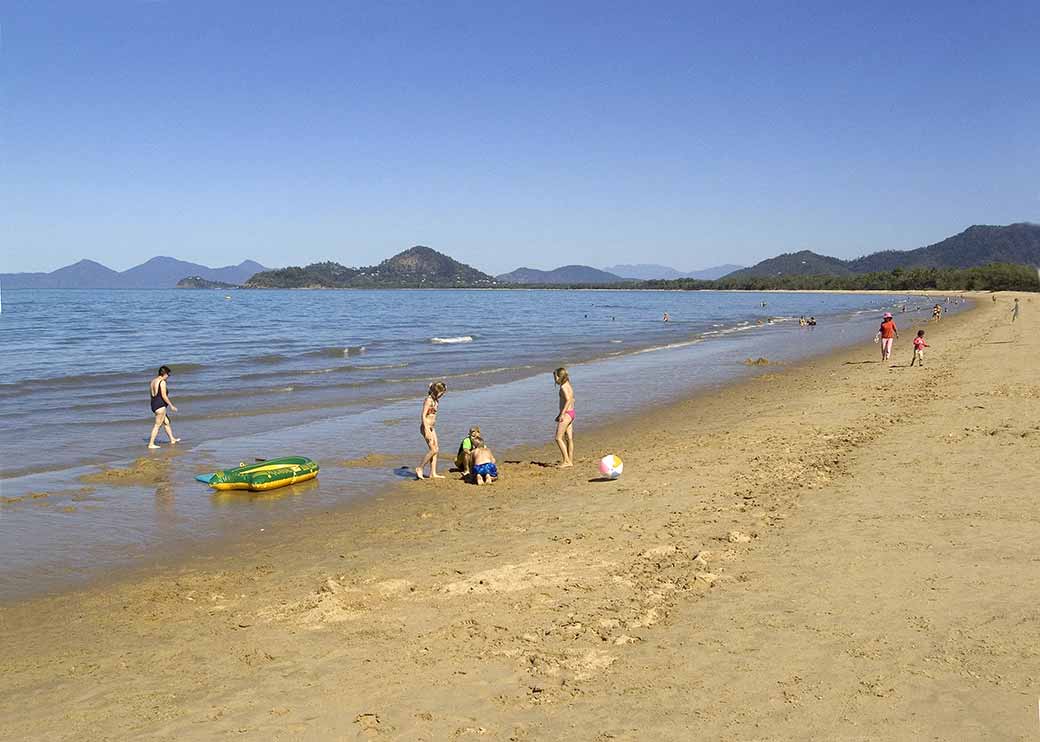 Palm Cove beach