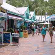 Shopping, Palm Cove