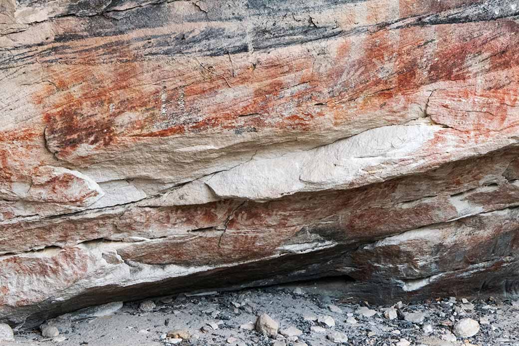 Aboriginal paintings, Cathedral Cave