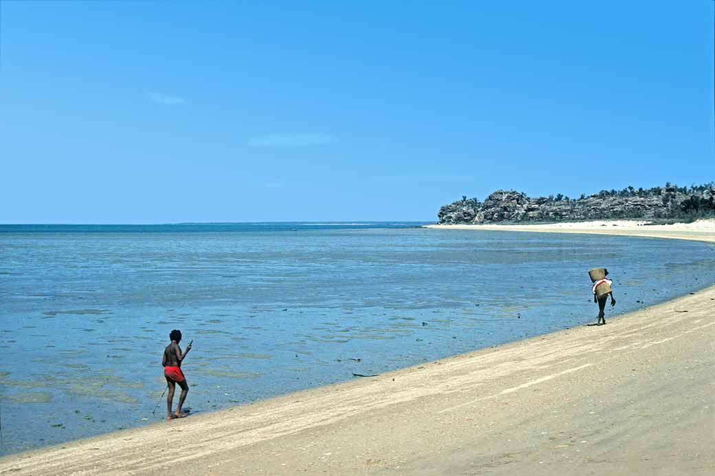 Black Craggy Island beach