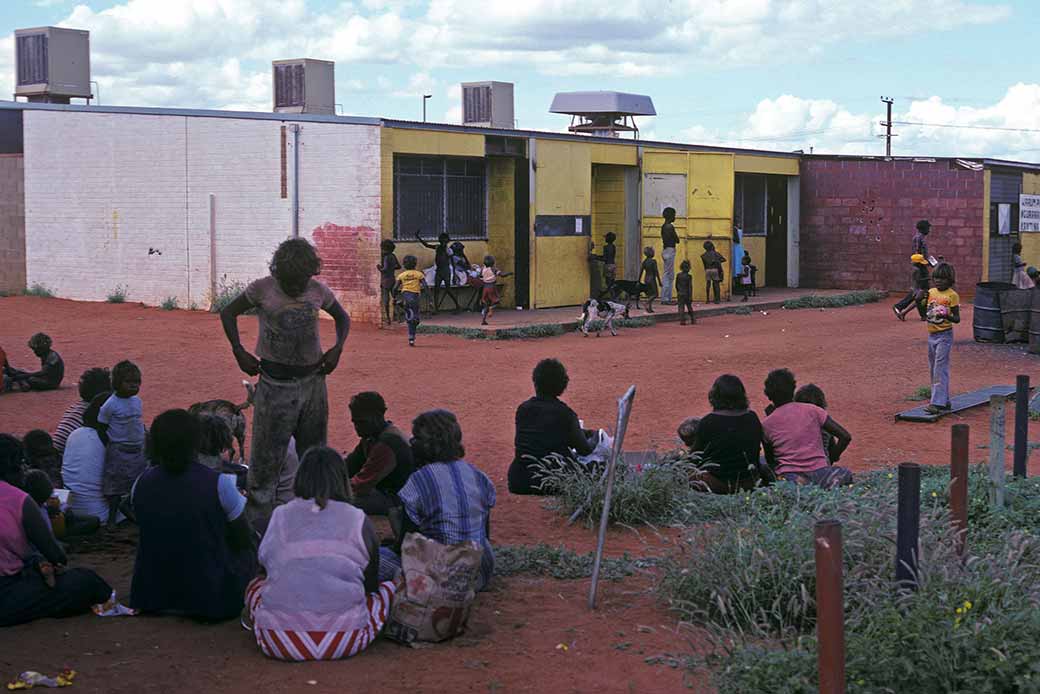 Shop in Papunya