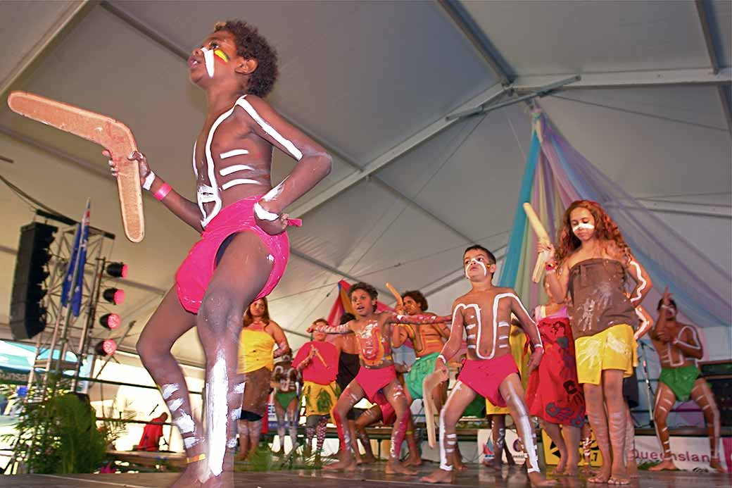 Junior Aboriginal dancers