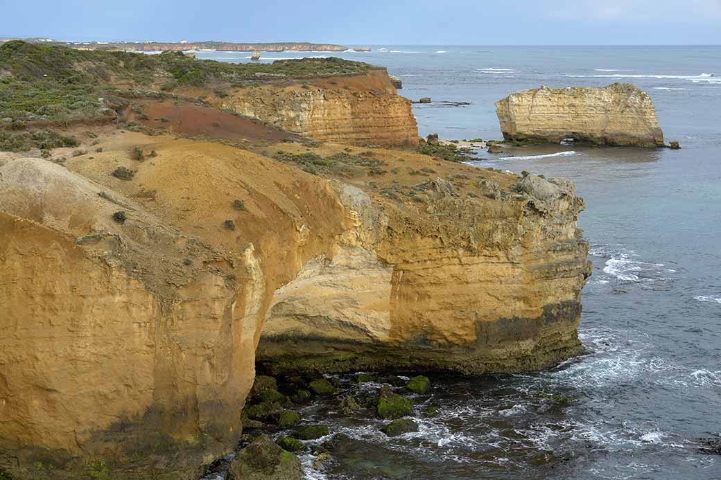 Cliffs, Bay of Islands