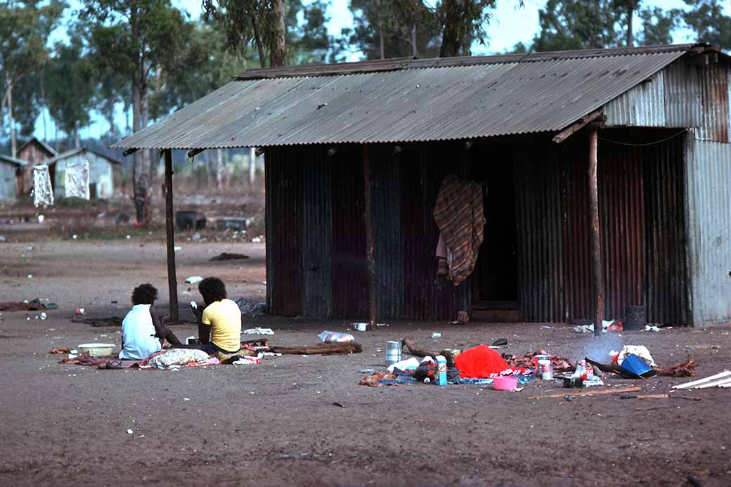 Camp, Angurugu