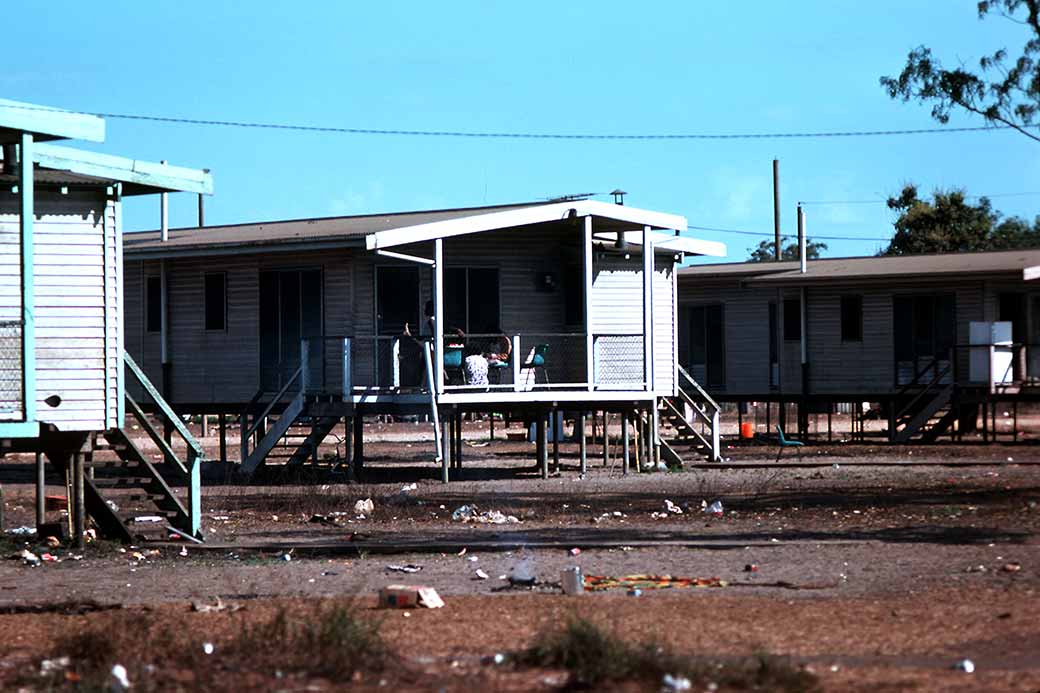 Houses, Angurugu