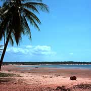 Beach, Umbakumba