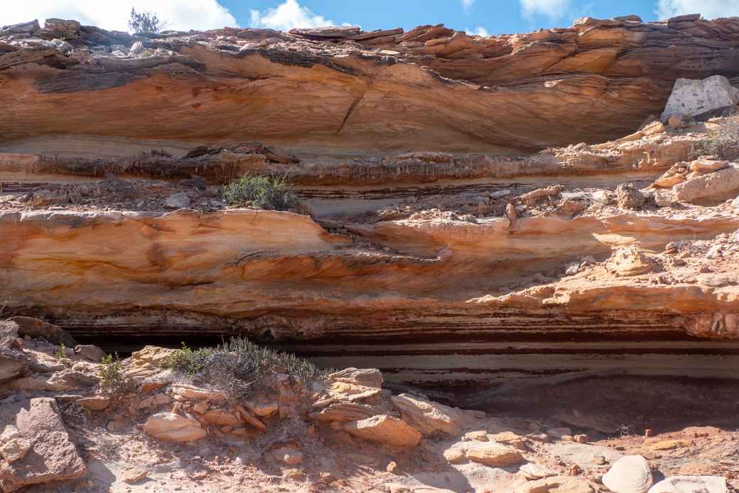 Cliffs in Rainbow Valley