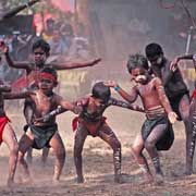 Mayi Wunba boy dance