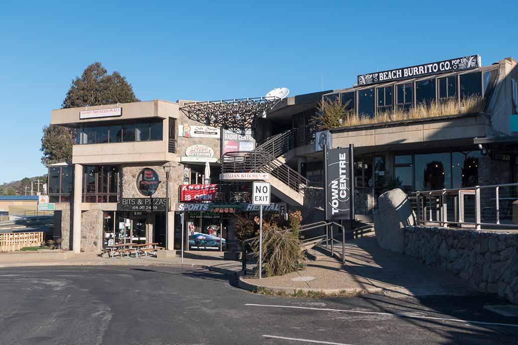 Shops and restaurants, Jindabyne