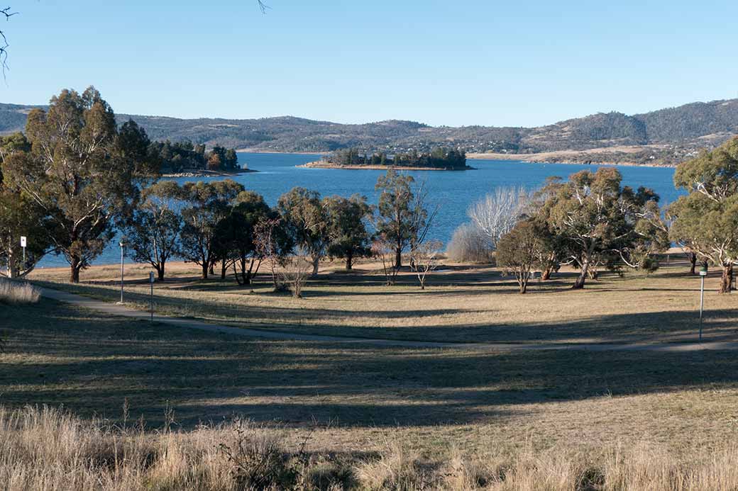 Lake Jindabyne