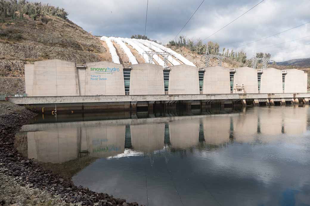 Tumut 3 Power station