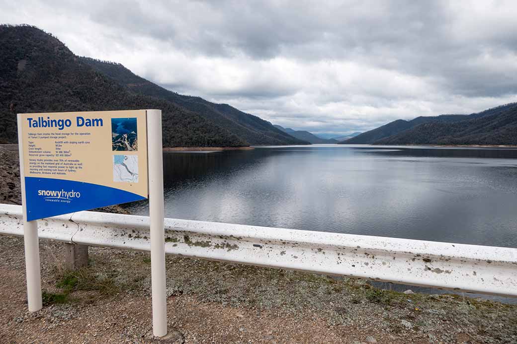 Talbingo Dam