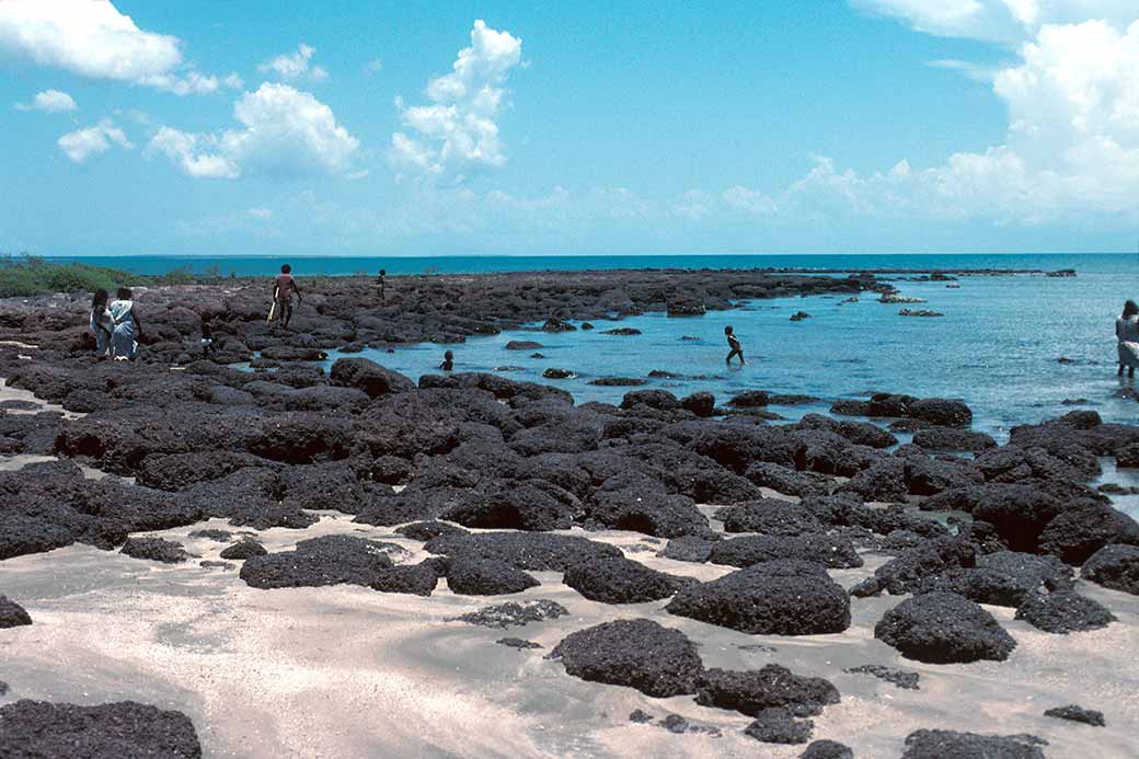 Malagayangu coast