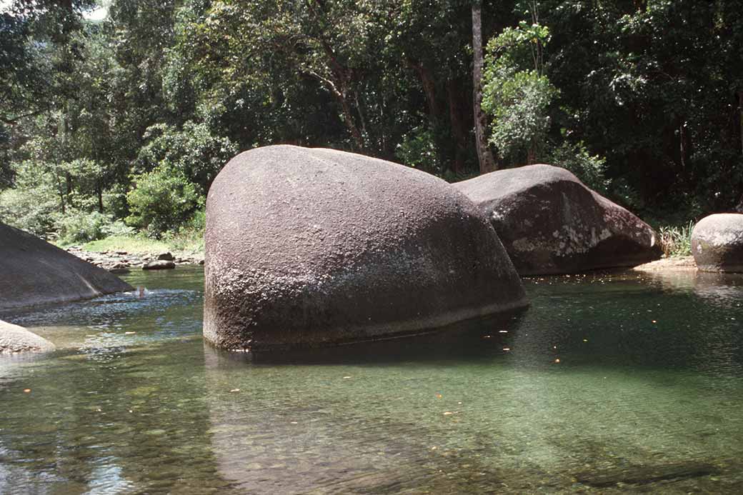 Babinda Boulders