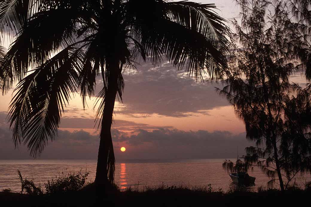 Sunrise, Kurrimine Beach