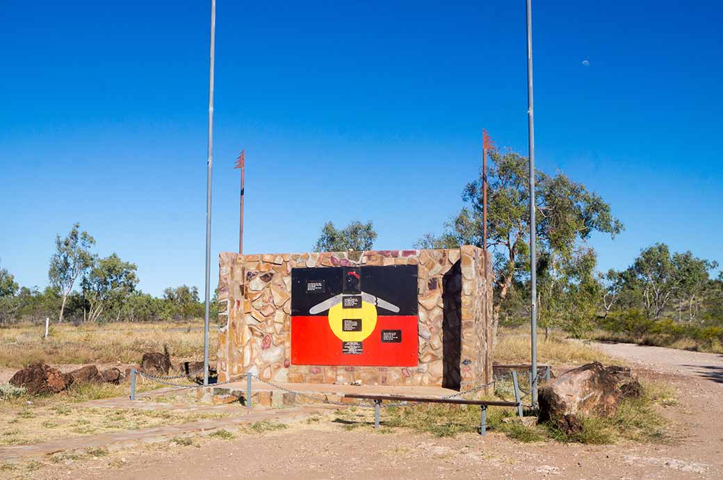 Kalkadunga memorial