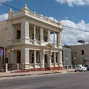 City Hall, Charters Towers