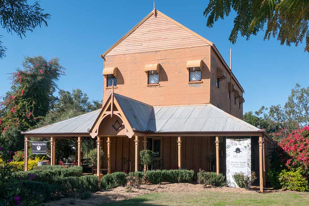 Lodge on Hawthorn, Blackall