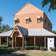 Lodge on Hawthorn, Blackall