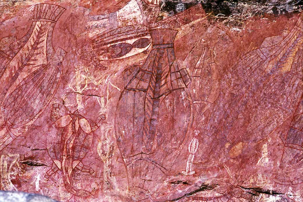 Canvas of paintings