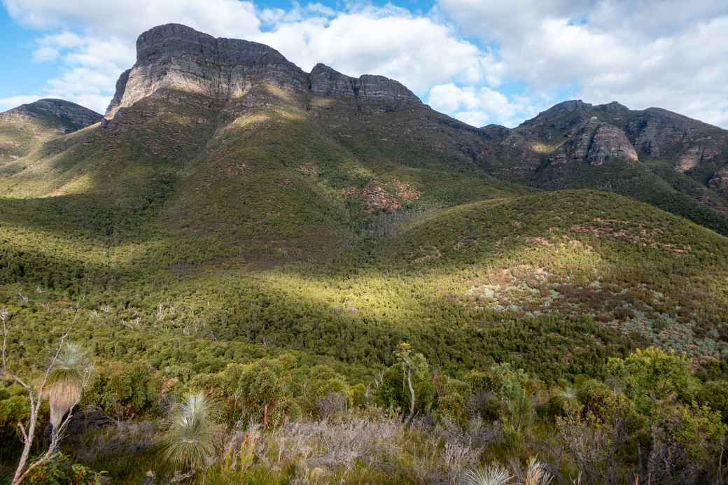 Bluff Knoll (Bular Mial)