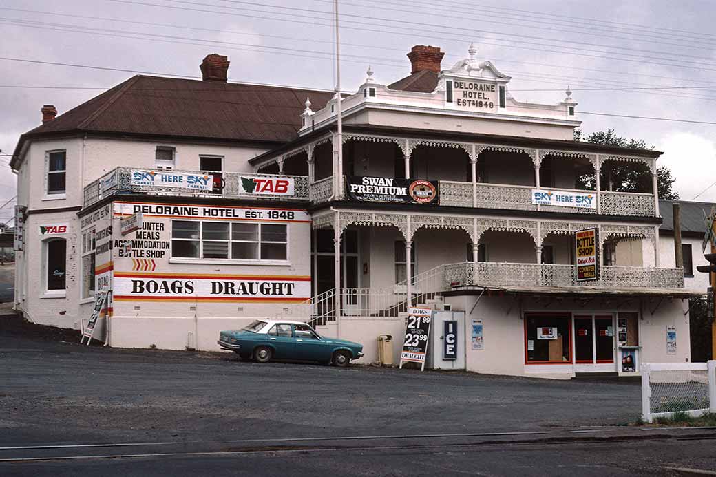 Deloraine Hotel