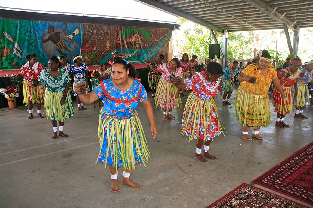 Woman's dances