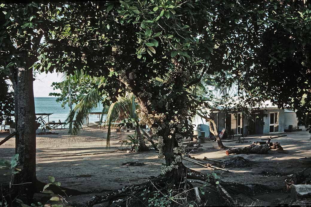 Houses on Mer