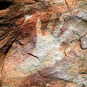 Aboriginal rock stencil, Watarrka