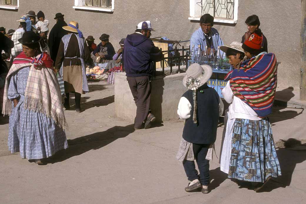 Aymara women in Copacabana