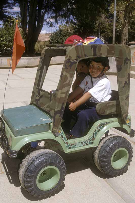 Electric jeep ride