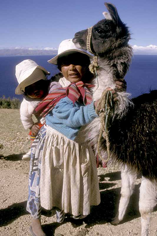 Children with llama
