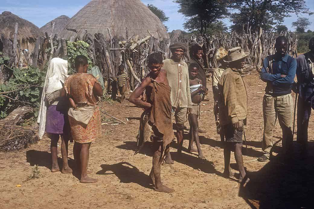Basarwa people, Tsesane