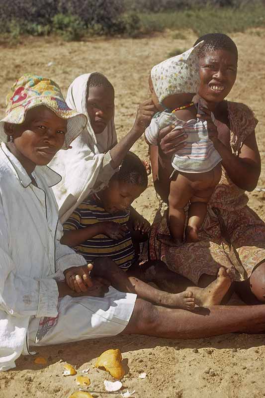 Women and children, Tsesane