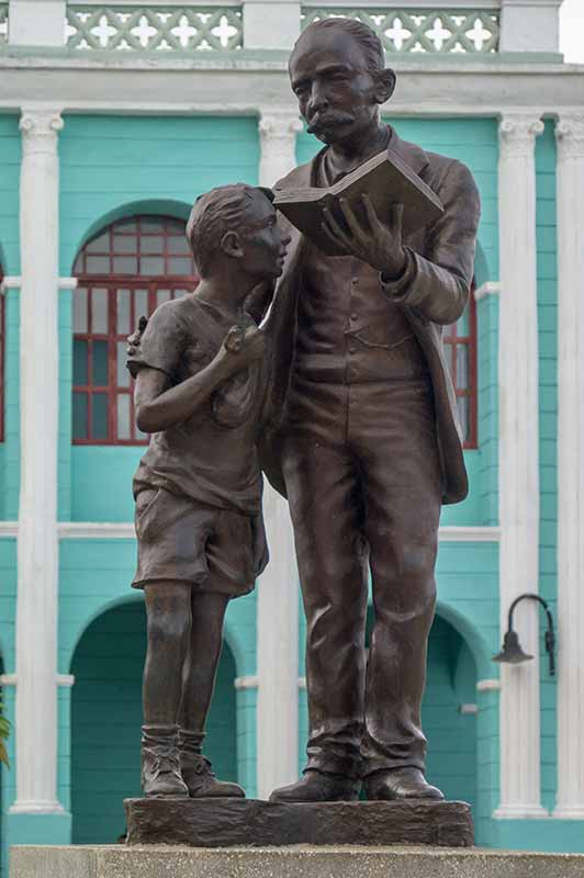 José Martí and his son, Camagüey