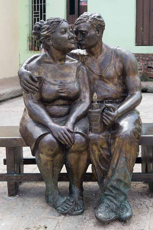 Statues, Plaza del Carmen, Camagüey