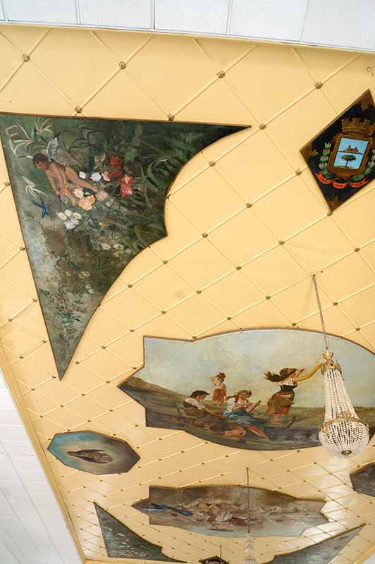 Ceiling murals, Museo Provincial,