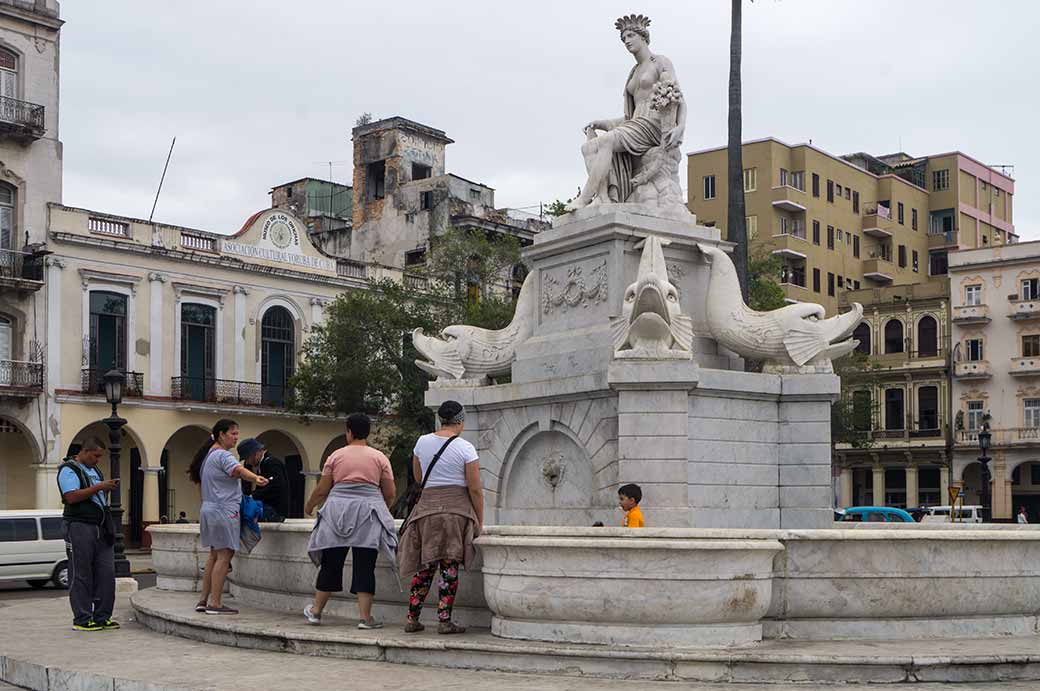 Fuente de la India o la Noble Habana