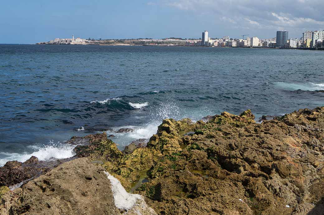 The seafront, from Malecón